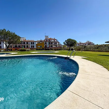 Apartment Kuc01 Modern With South Aspect And Pool
